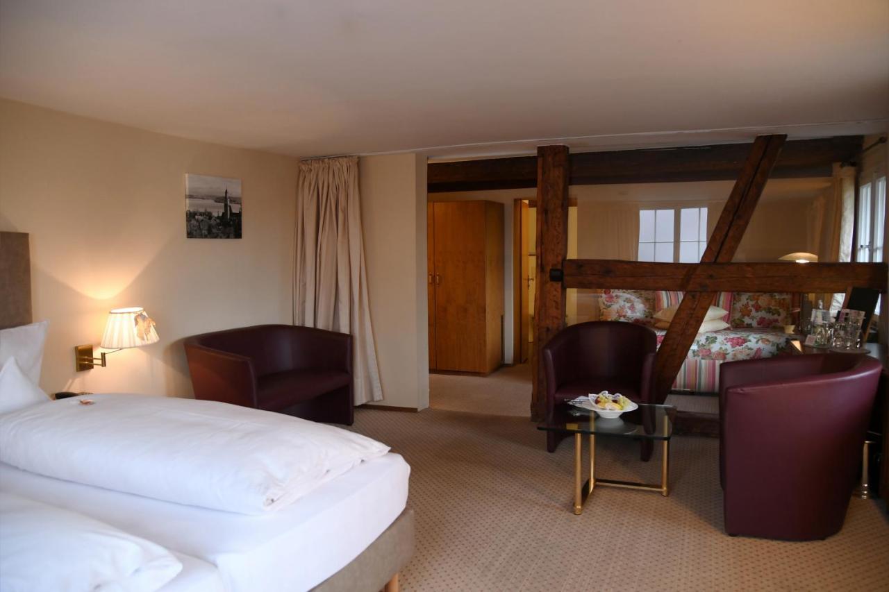 אוברלינגן Romantik Hotel Johanniter-Kreuz מראה חיצוני תמונה