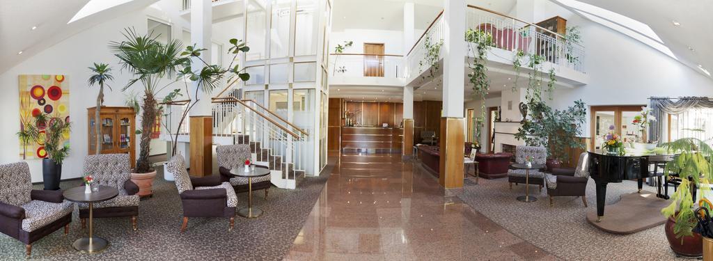 אוברלינגן Romantik Hotel Johanniter-Kreuz מראה חיצוני תמונה