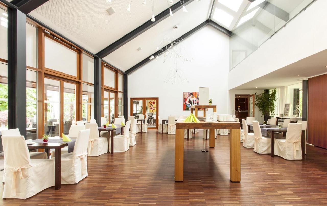 אוברלינגן Romantik Hotel Johanniter-Kreuz מראה חיצוני תמונה